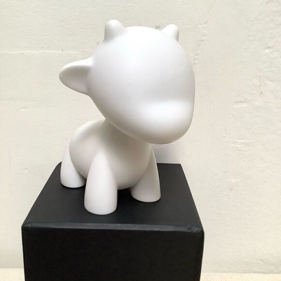 Kidrobot Munnyworld Raffy Figure & More OG - Picture 2 of 5